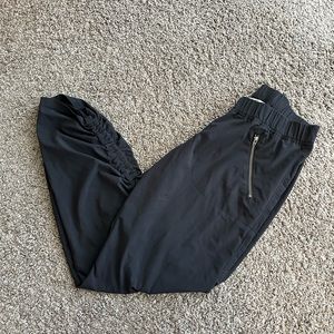 Athleta capris size 6/M